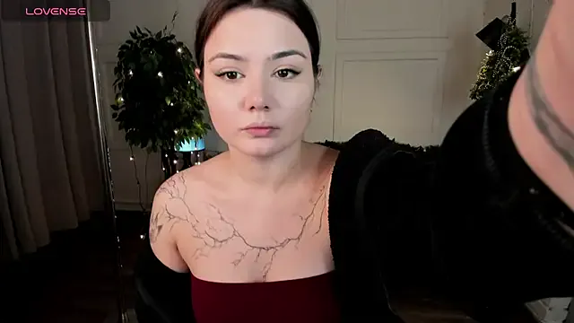 Dark_Moni on StripChat