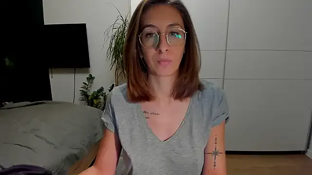 DesireMore90 on StripChat