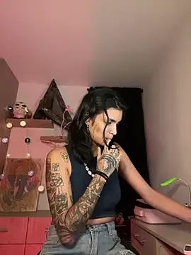 Freechat DeuxGold on StripChat