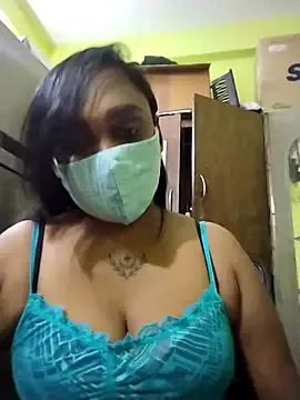 Freechat Dharshini98 on StripChat