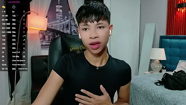 dilan_911 on StripChat