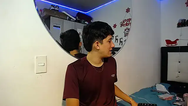 Dravith_Valery on StripChat