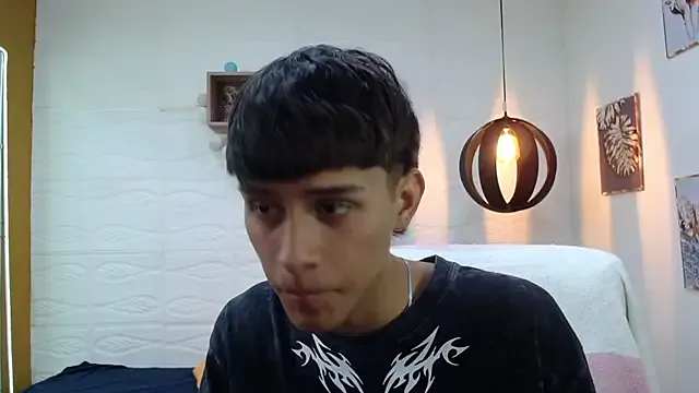 Freechat DraxBlade09 on StripChat