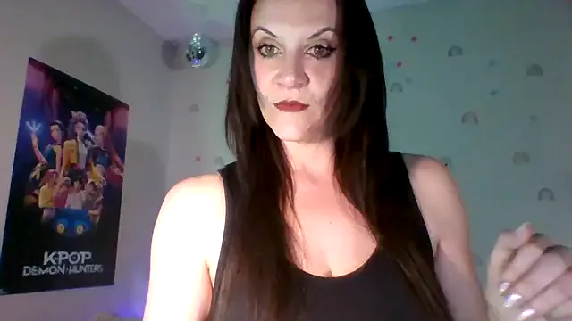 Freechat easy_briezy on StripChat