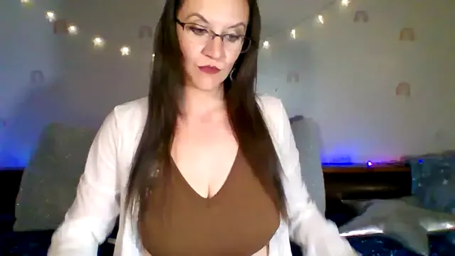 easy_briezy — get me naked