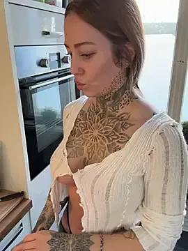 Elenascrib on StripChat 