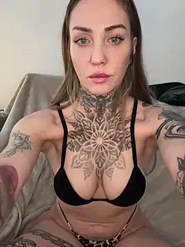Elenascrib on StripChat 