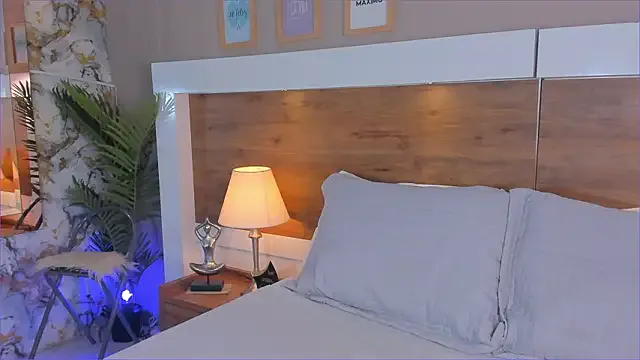 EmaBakker on StripChat