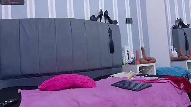 engel_devil on StripChat 