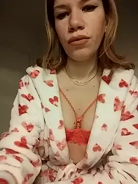 EvyLure — Happy Thursday!