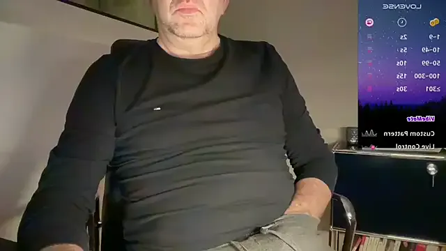 german9inch on StripChat