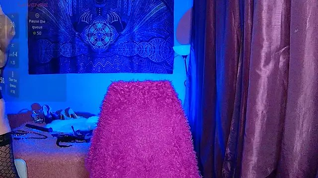 Helena__Femdom on StripChat 