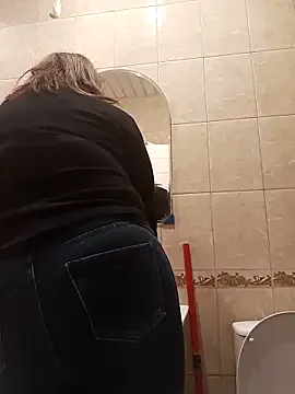 Freechat hugebobbs on StripChat