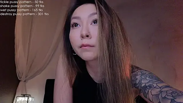 im_casey — play with nipples