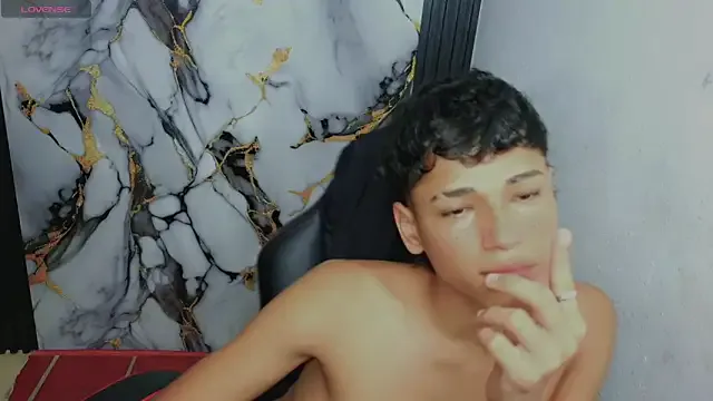 Im_david02 on StripChat