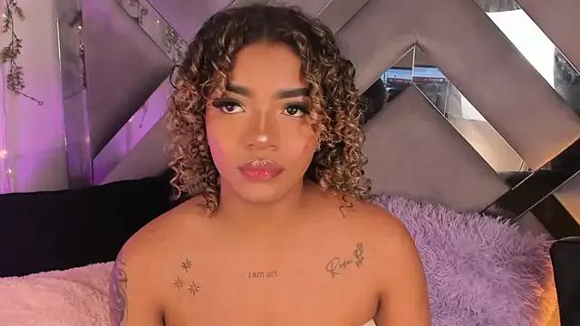 Iris_hott1 on StripChat 