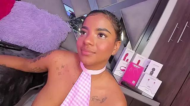 Iris_hott1 on StripChat 