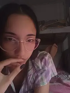 StripChat isaaabelaaa is Freechat isaaabelaaa — take off pants