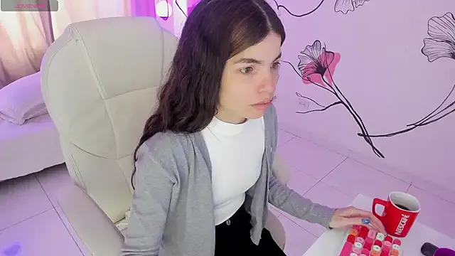 Isabela_Fiorelli — Dildo in pussy 
