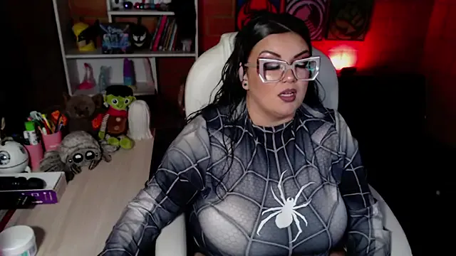 juliette_rd on StripChat