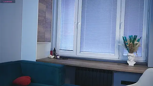 KarmenRasey on StripChat