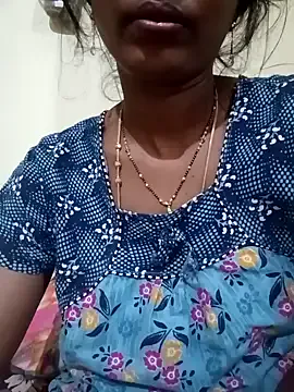 Kavya5500 on StripChat
