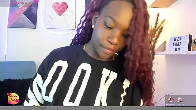 lanna_bx on StripChat 