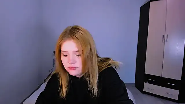 Freechat LaseyMoon on StripChat