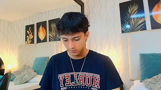 Lean_Portman on StripChat