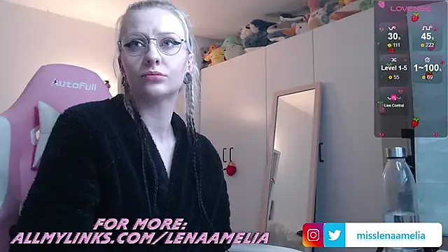 Lenas_Playroom — Topless!