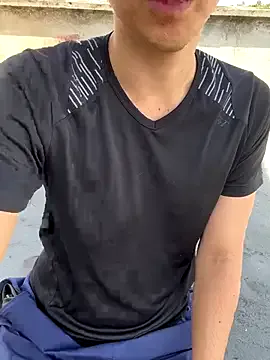 Liam_Moss on StripChat