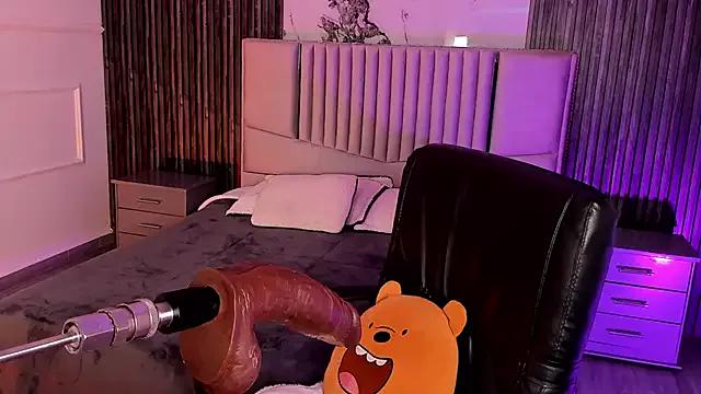 Lillyortiz from StripChat