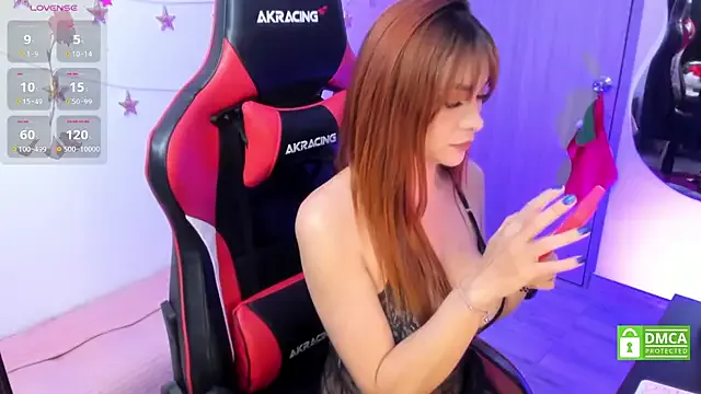 LindaSilverstone on StripChat