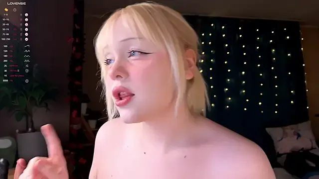 Freechat LisaLaas on StripChat