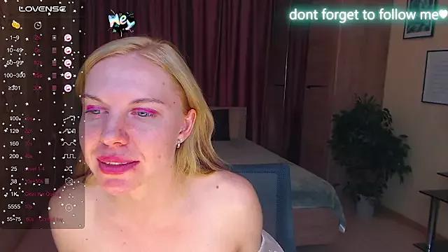LiSinDoll on StripChat 