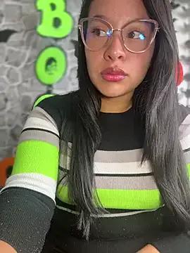 Liulee2 from StripChat