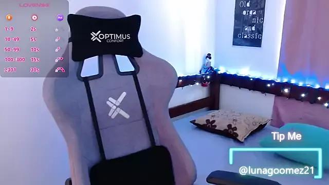 Freechat Luna-Gomez on StripChat