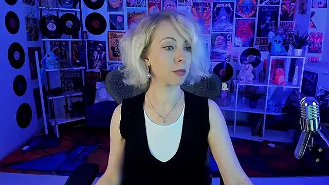 LylithSkye on StripChat 