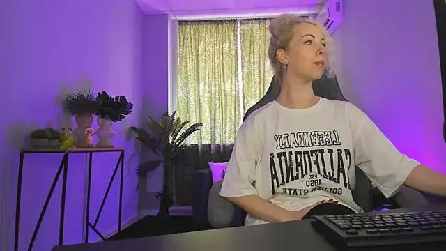 LylithSkye on StripChat 