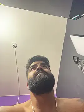 Lyon_vach on StripChat