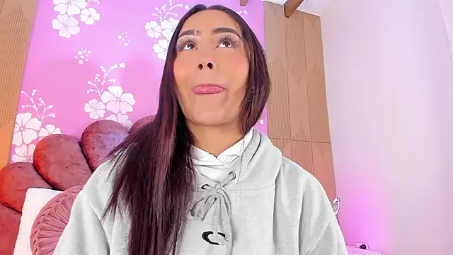 MadisonFox1 — TOPPLES + PINCH NIPPLES 