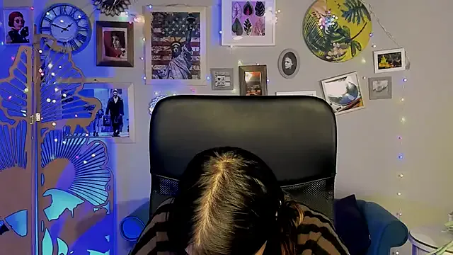 MartaEdams on StripChat