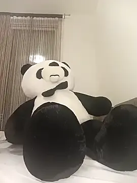 MeCherryy on StripChat