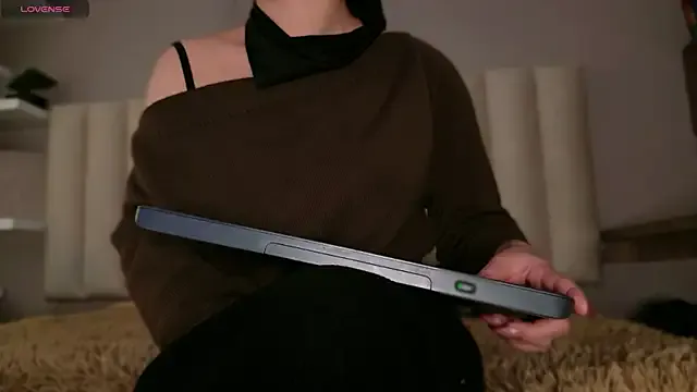 Megan_mooree_ on StripChat