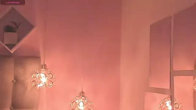 melanie_hh from StripChat