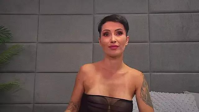 Freechat Mellisandre on StripChat