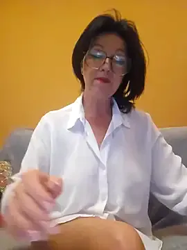 Melody73 — Go fingering pussy .ride cum LT 3min con