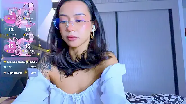 Mia_Tin on StripChat