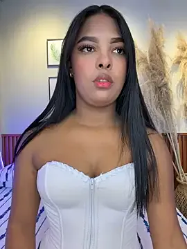 Private MIAROGGERSS on StripChat