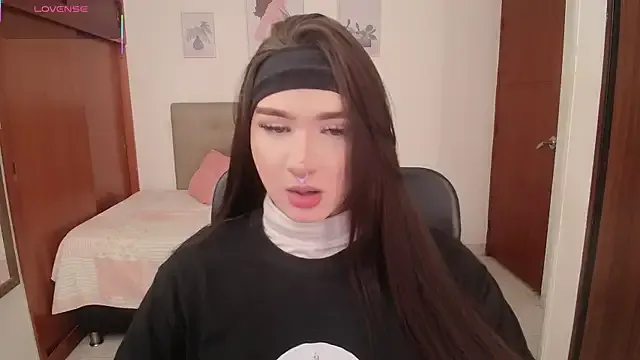 Miley_Baker on StripChat